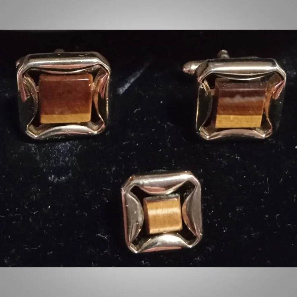 Vintage Grand Prix Swank tiger's eye cufflink and tie tack boxed set